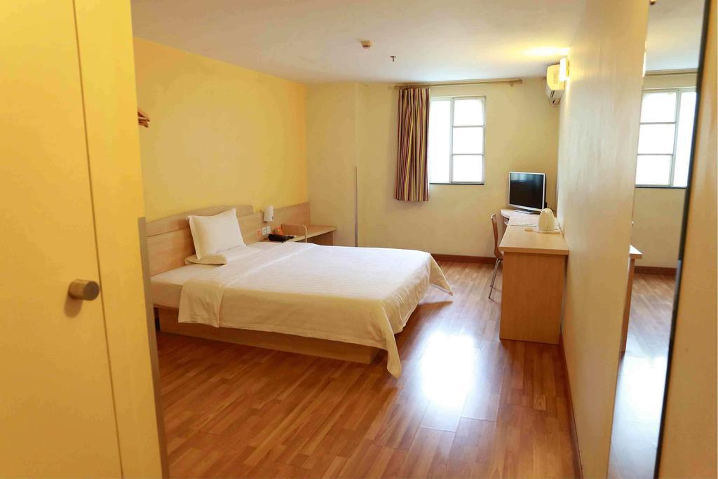 7 Days Inn Heze Mudan Road Branch Ruang foto